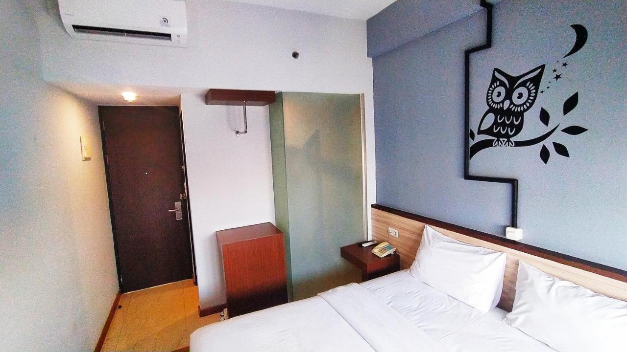 Nite & Day Jakarta - Mangga Besar Buitenkant foto
